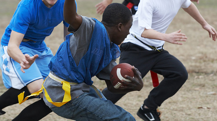 vz_sports_football_flagfootball_750x421_jan14.jpg